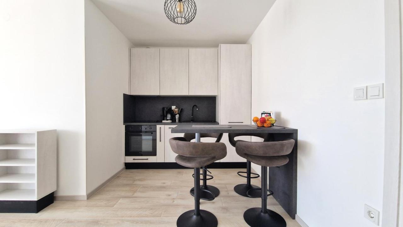 Apartment Lana Krk Town Exterior photo