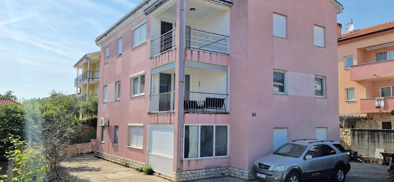 Apartment Lana Krk Town Exterior photo